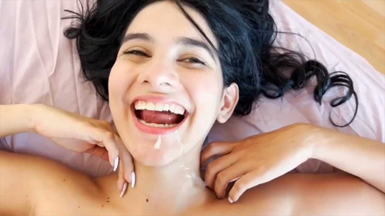 Min Loves To Swallow Sperm