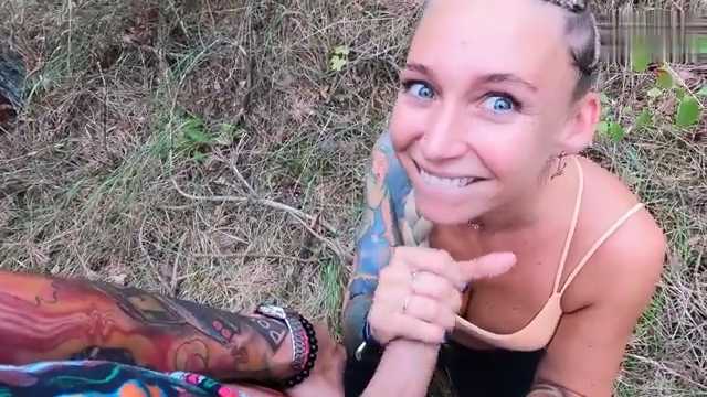 Yuli Swallowing Cum Outdoors